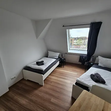 Apartment 3 Moderne 2-zimmer-apartments Mit Wlan & Parkplatz, Perfekt Fuer Familien & Gruppen *